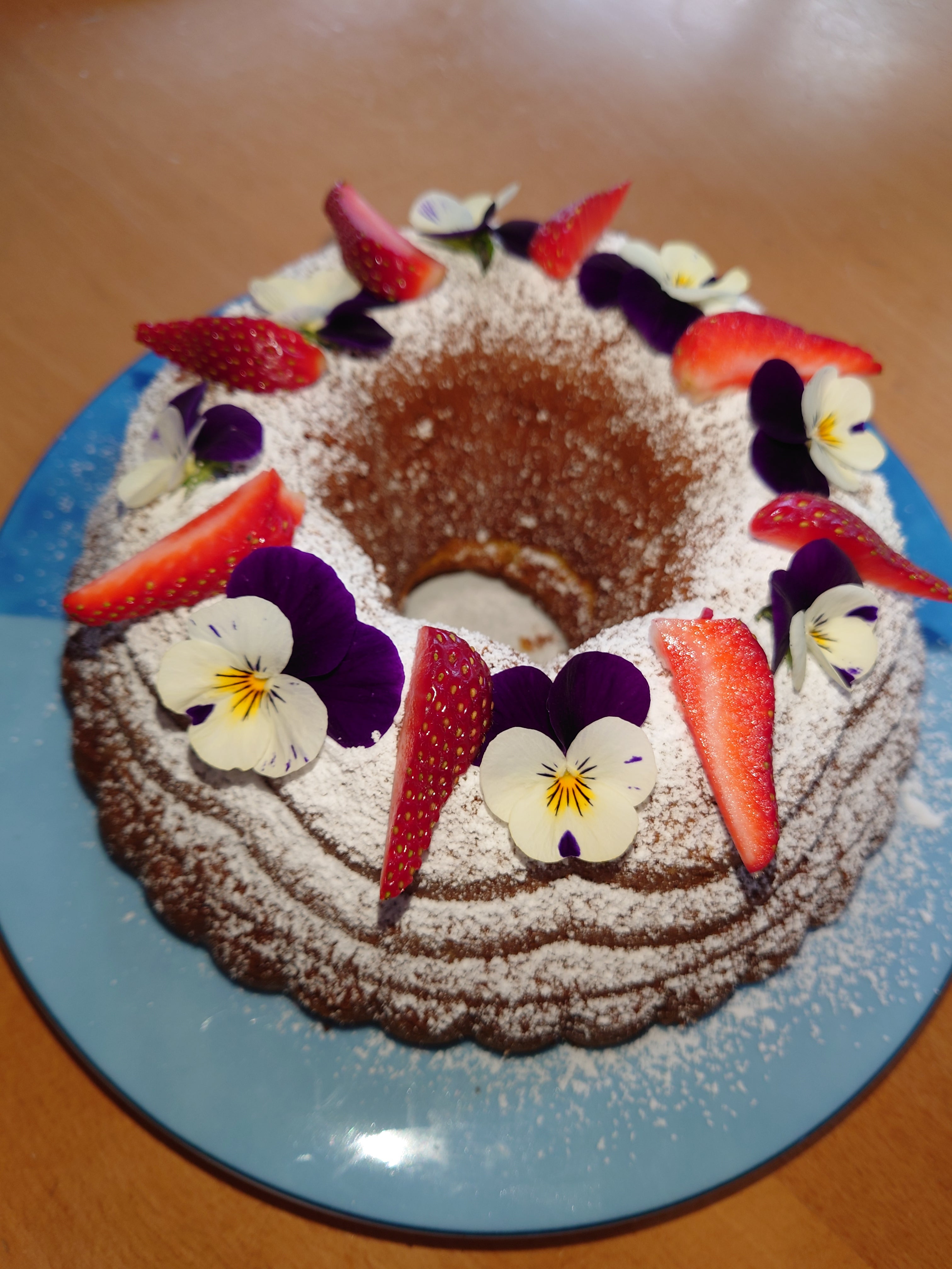 Mangolikör-Gugelhupf – Kräuterhoch3 Mangolikör-Gugelhupf – Kräuterhoch3